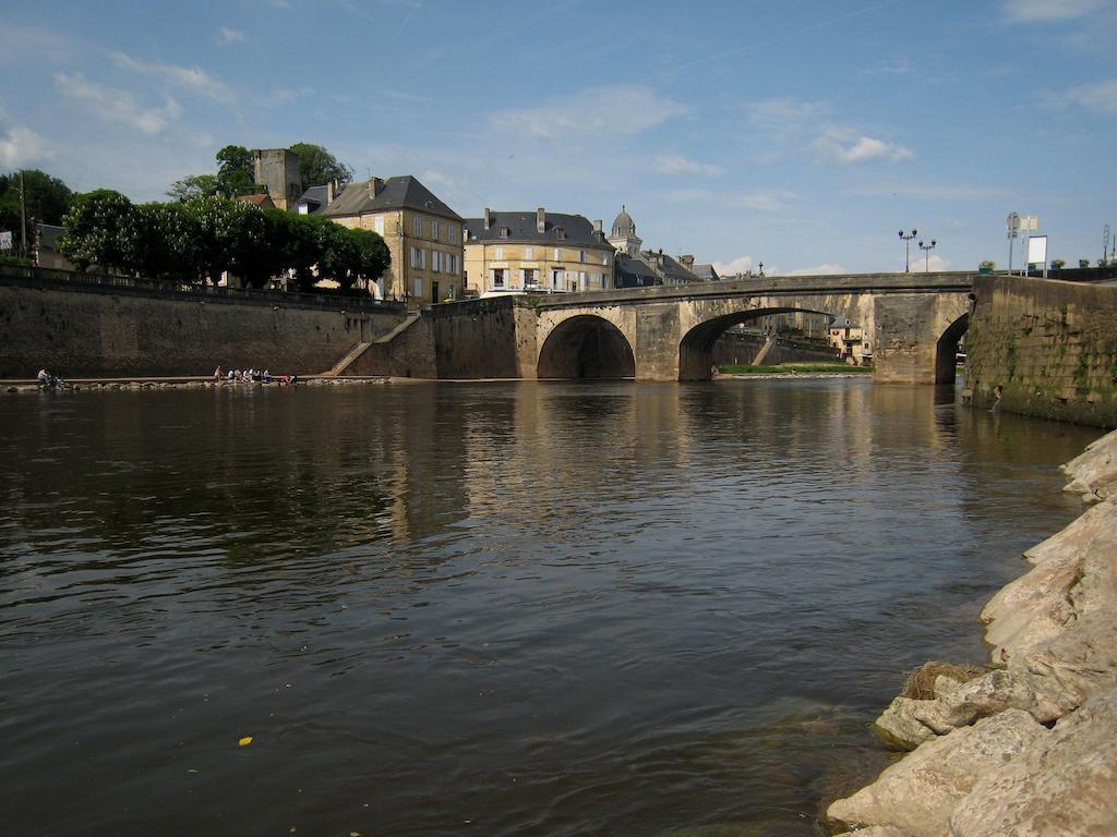 Lagrange Vacances Les Bastides De Lascaux Montignac-Lascaux Rum bild